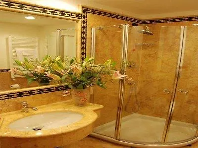 Marconi Hotel 4*
