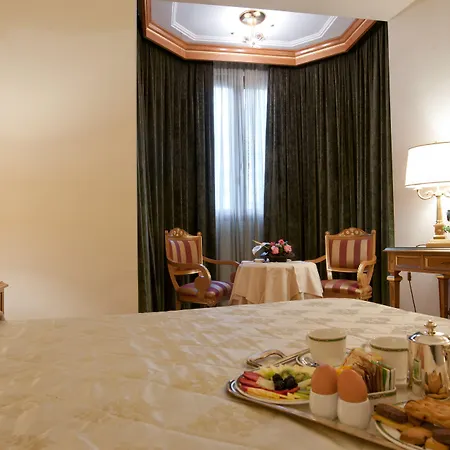 Hotell Marconi 4*