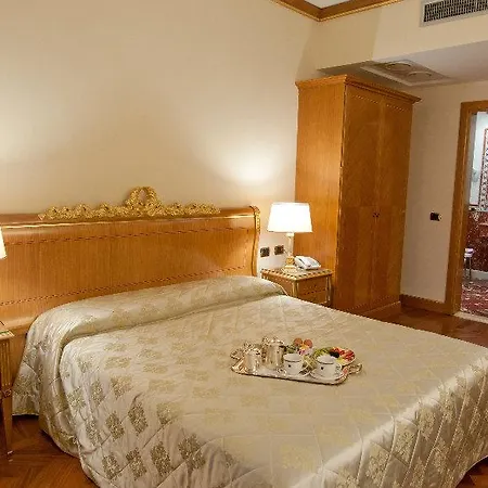 Hotell Marconi 4*