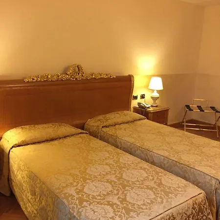 Hotell Marconi 4*